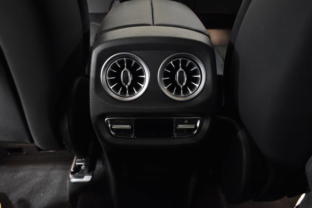 Used 2024 Mercedes-Benz G 63 AMG 4MATIC image 40