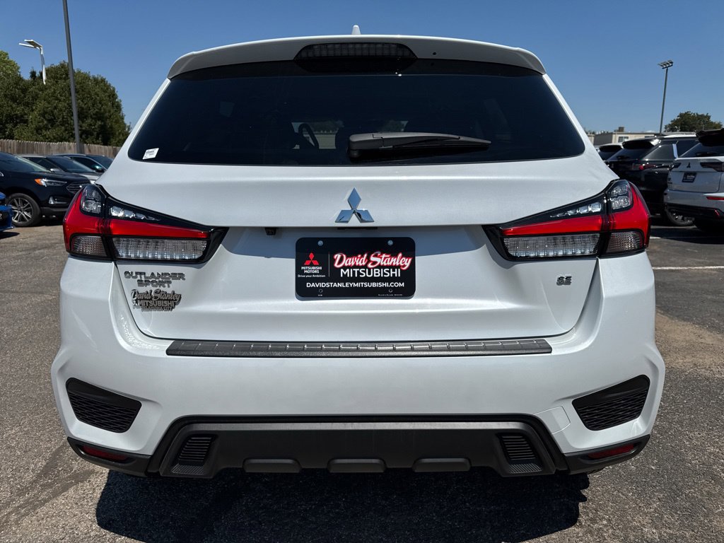 New 2027 Mitsubishi Outlander Sport SE FWD image 5