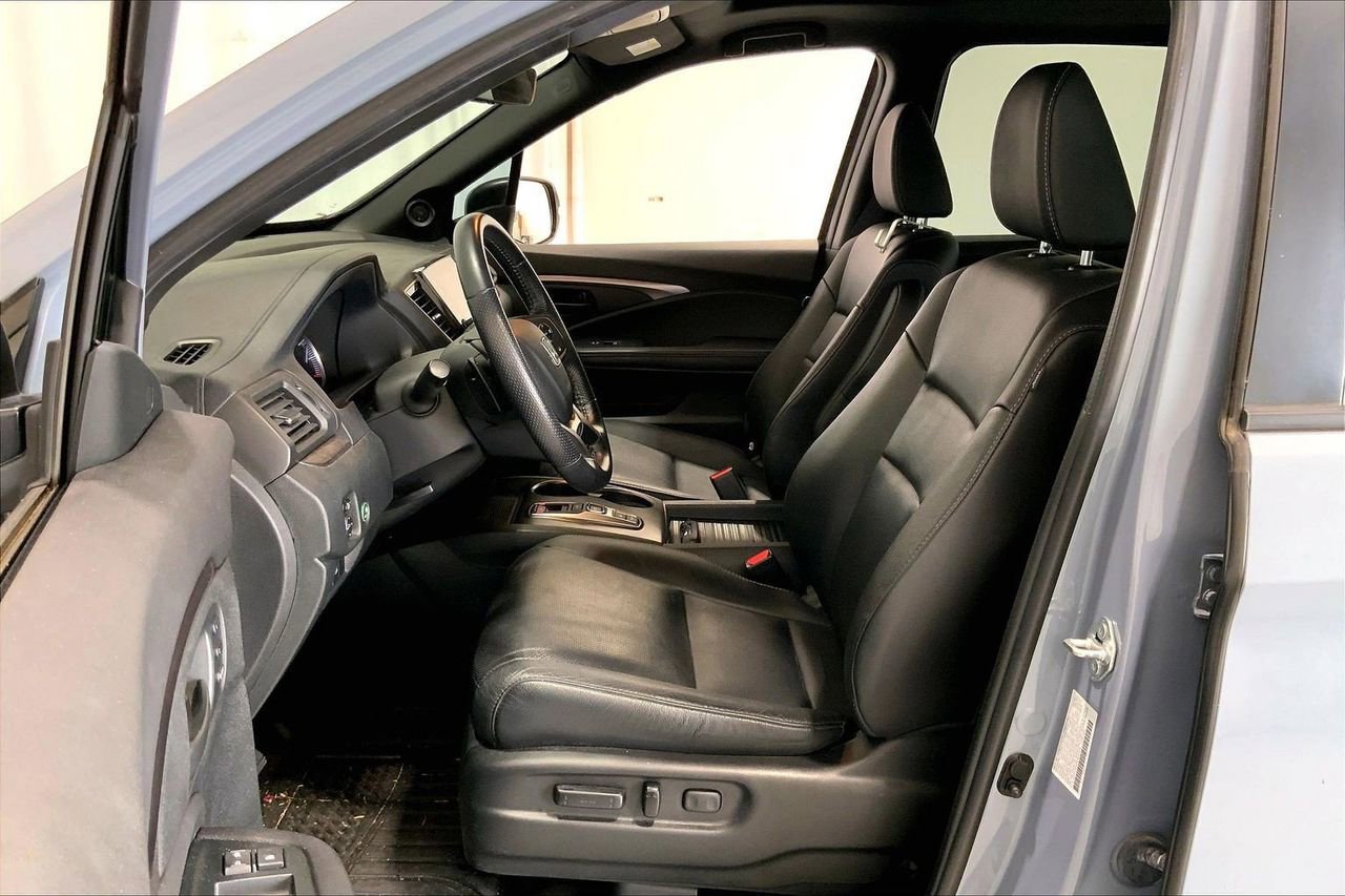 Used 2023 Honda Passport EX-L image 15