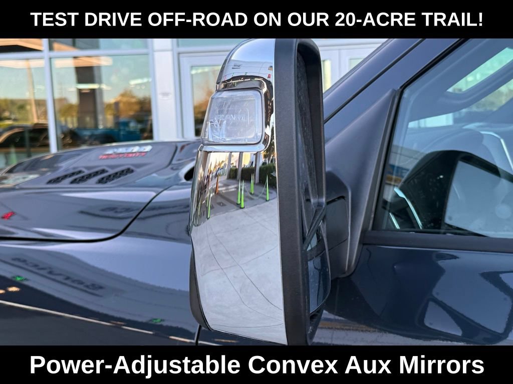 New 2026 RAM 2500 Laramie AWD/4WD image 32