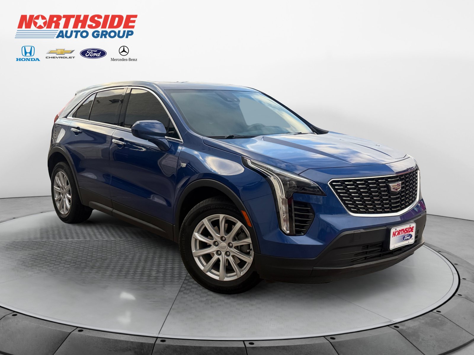 Used 2023 Cadillac XT4 Luxury w/ Cold Weather Package