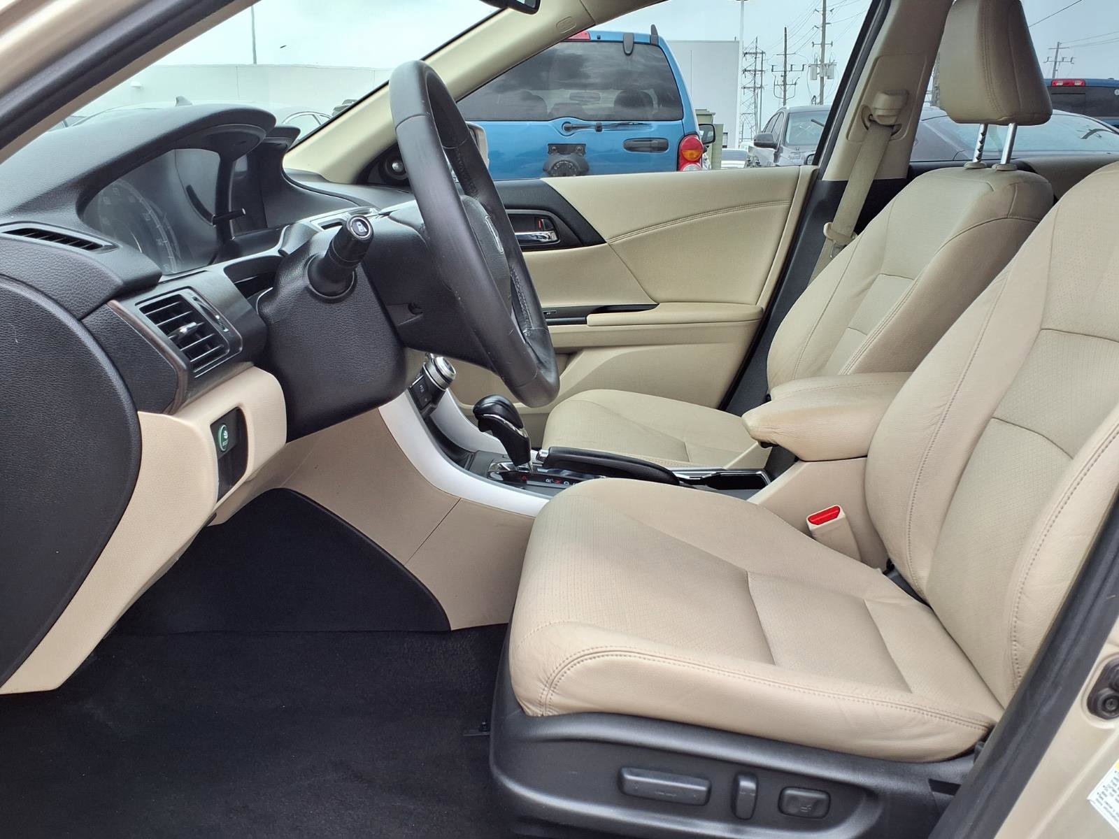 Used 2015 Honda Accord EX-L image 11