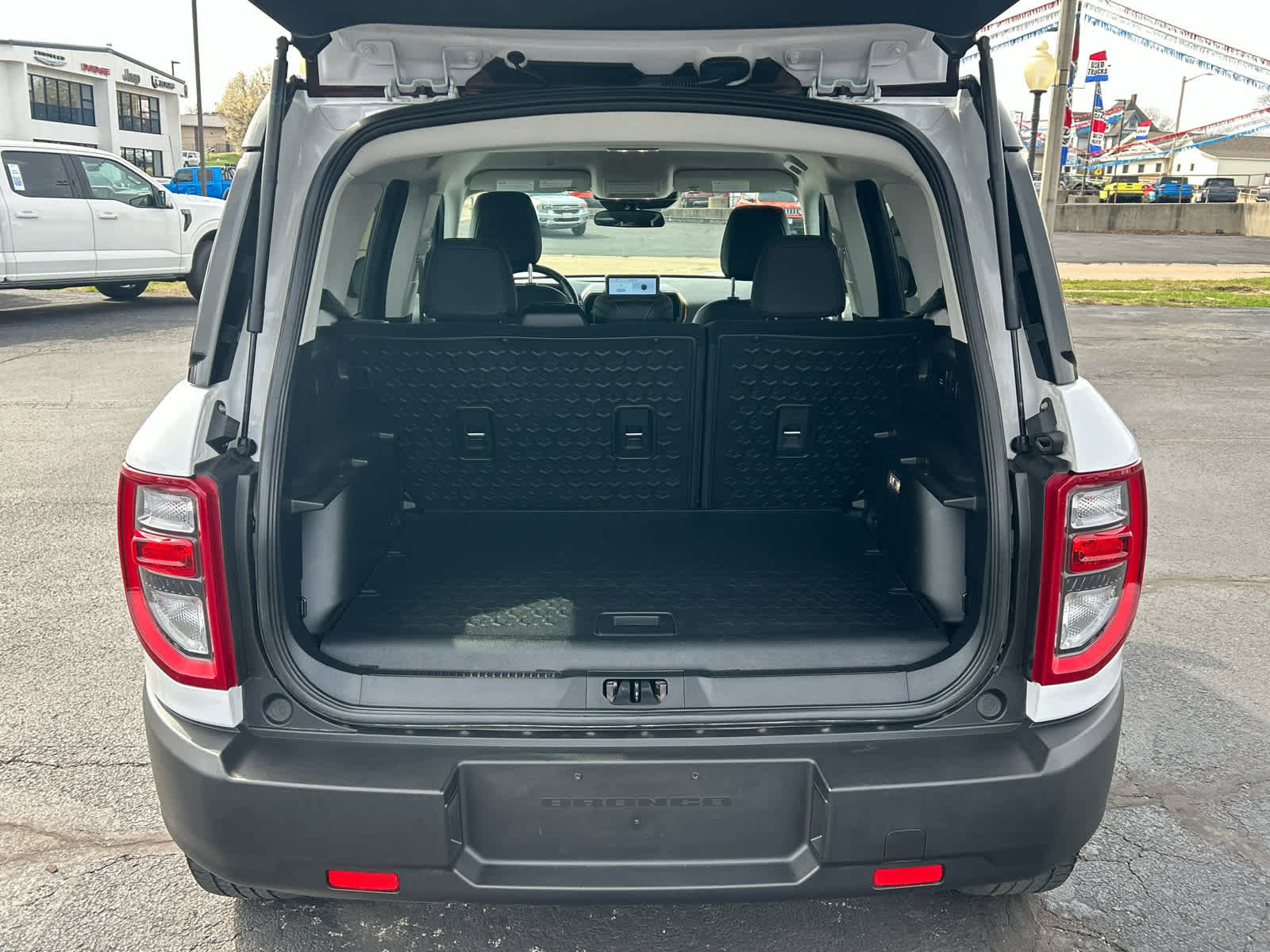 Used 2022 Ford Bronco Sport Badlands image 8