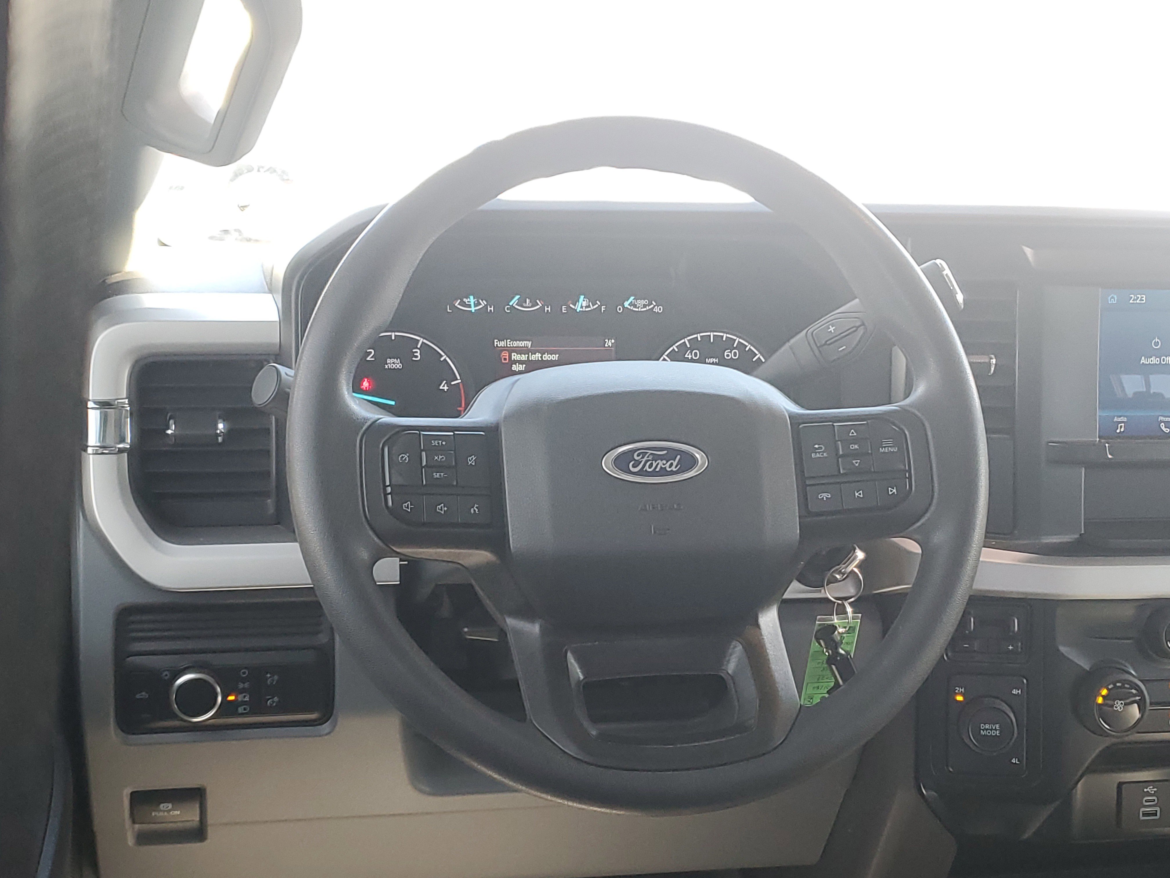 Used 2025 Ford F350 XL w/ FX4 Off-Road Package image 11