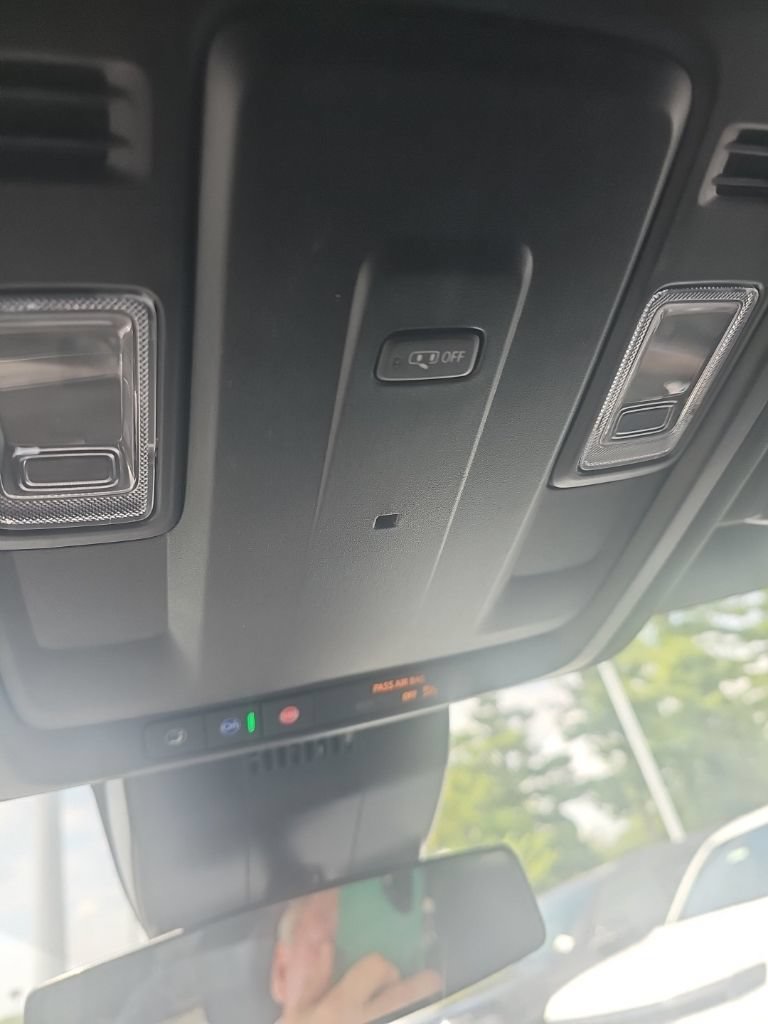 Used 2026 Chevrolet Tahoe LS AWD/4WD image 18