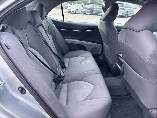 Used 2022 Toyota Camry LE FWD image 21
