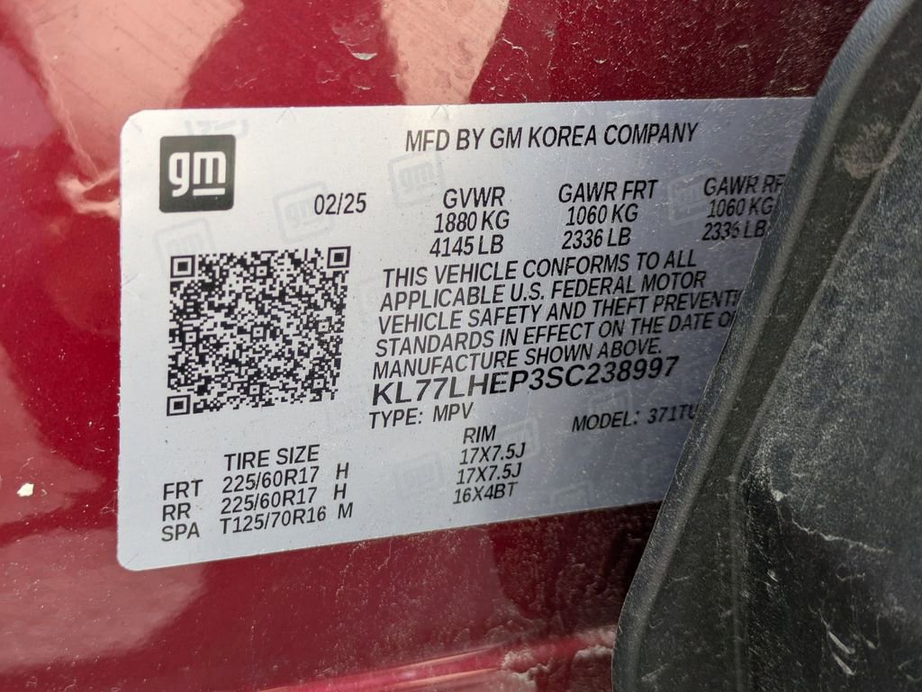 Used 2025 Chevrolet Trax LT w/ LT Convenience Package FWD image 34