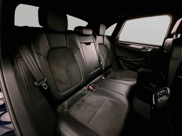 Used 2017 Porsche Macan AWD/4WD image 26