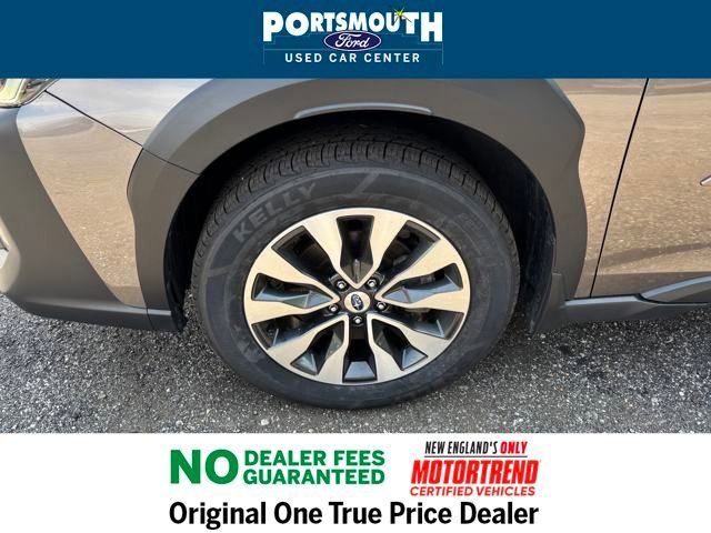 Used 2023 Subaru Outback Limited image 32