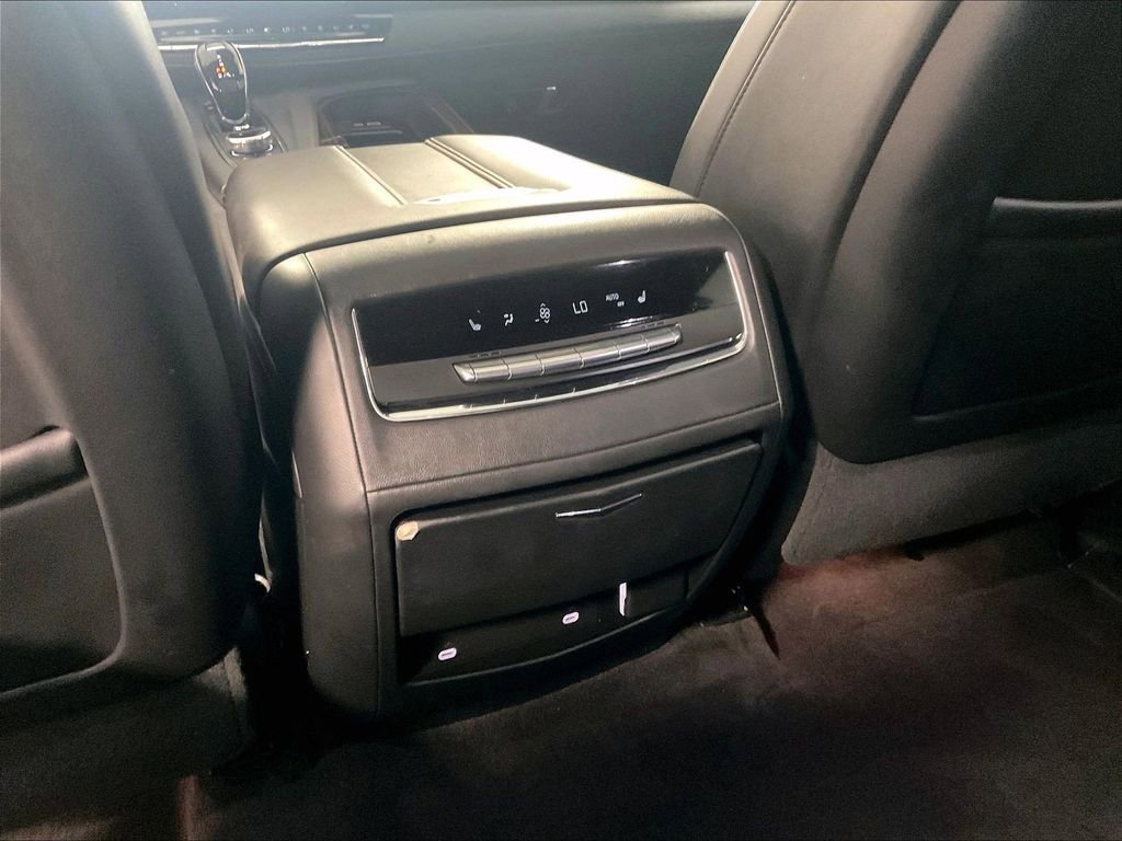 Used 2023 Cadillac Escalade Premium Luxury w/ LPO, Floor Liner Package AWD/4WD image 29