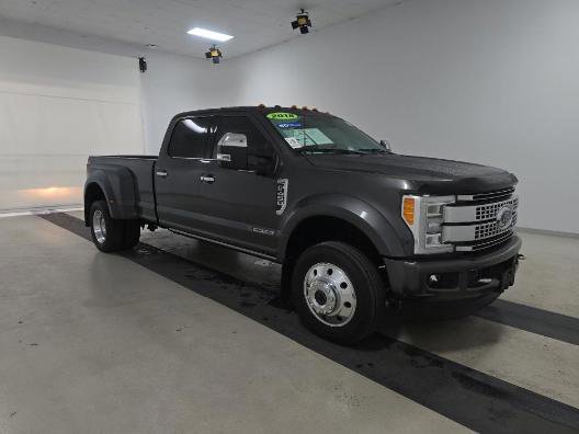 Used 2018 Ford F450 Platinum w/ Platinum Ultimate Package image 3