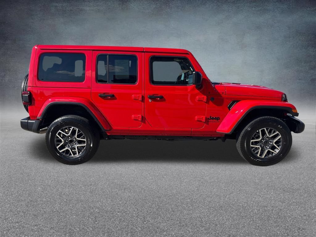 Used 2025 Jeep Wrangler Unlimited Sahara AWD/4WD image 6