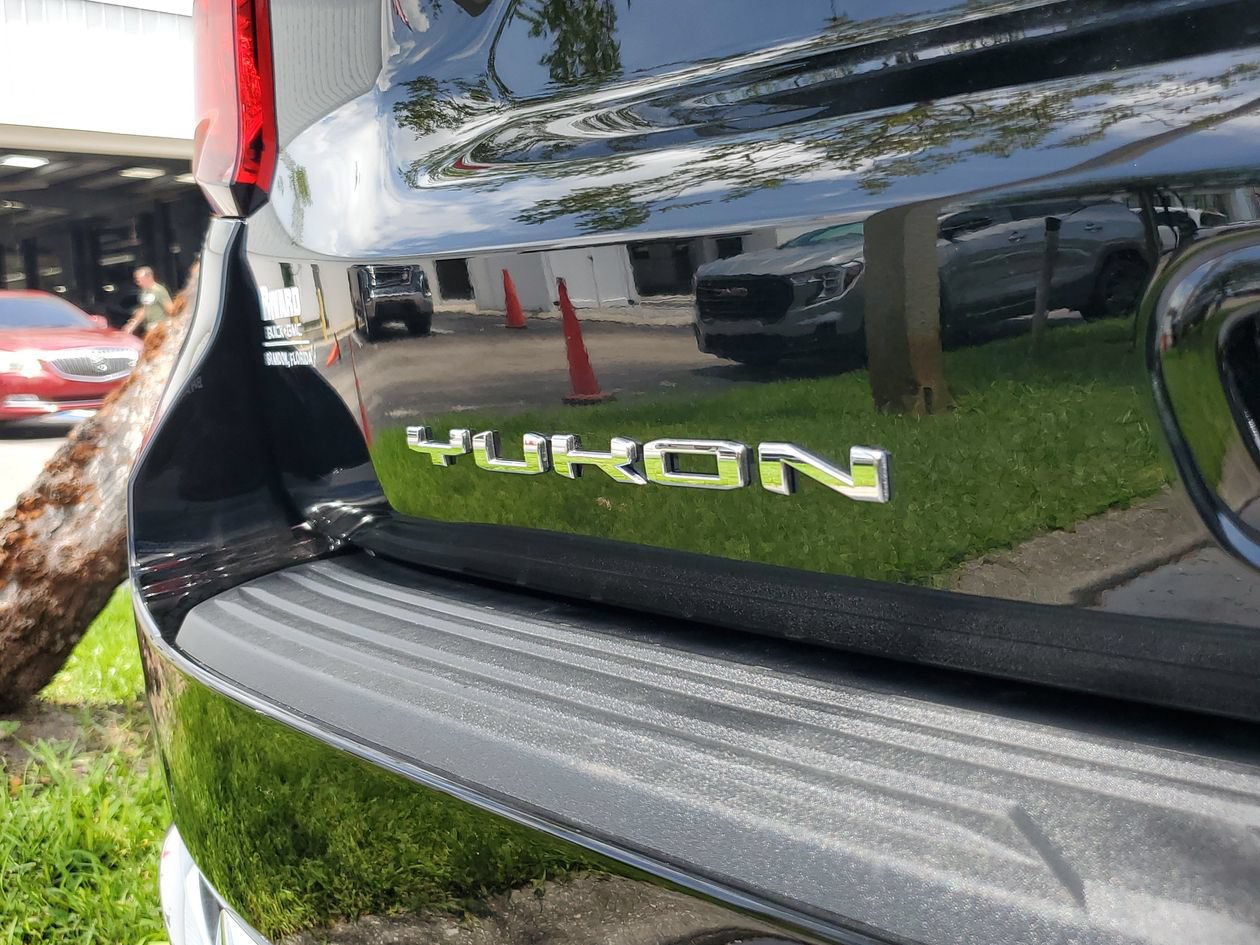 Used 2026 GMC Yukon Denali w/ Sun & Power Step Package AWD/4WD image 7