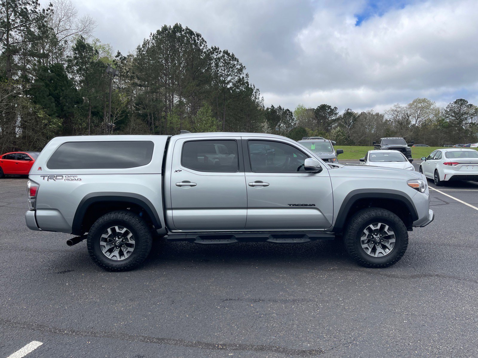 Used 2022 Toyota Tacoma TRD Off-Road w/ Technology Package image 21