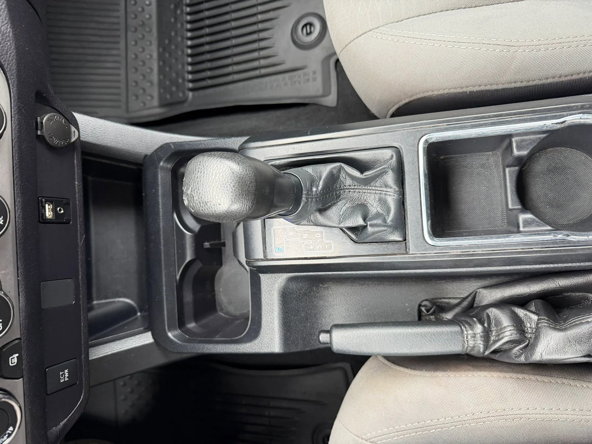 Used 2019 Toyota Tacoma SR w/ SR Convenience Package AWD/4WD image 22