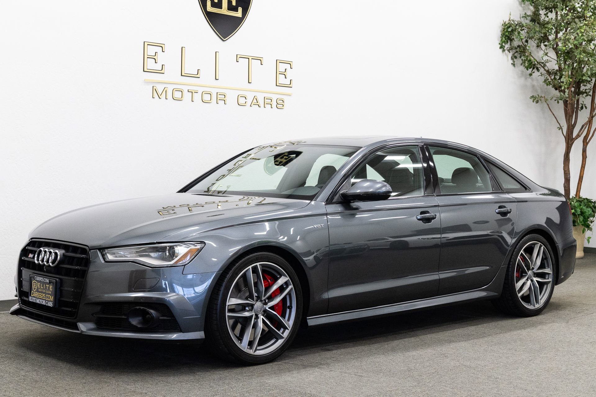 Used 2017 Audi S6 Premium Plus w/ S6 Sport Package AWD/4WD image 1
