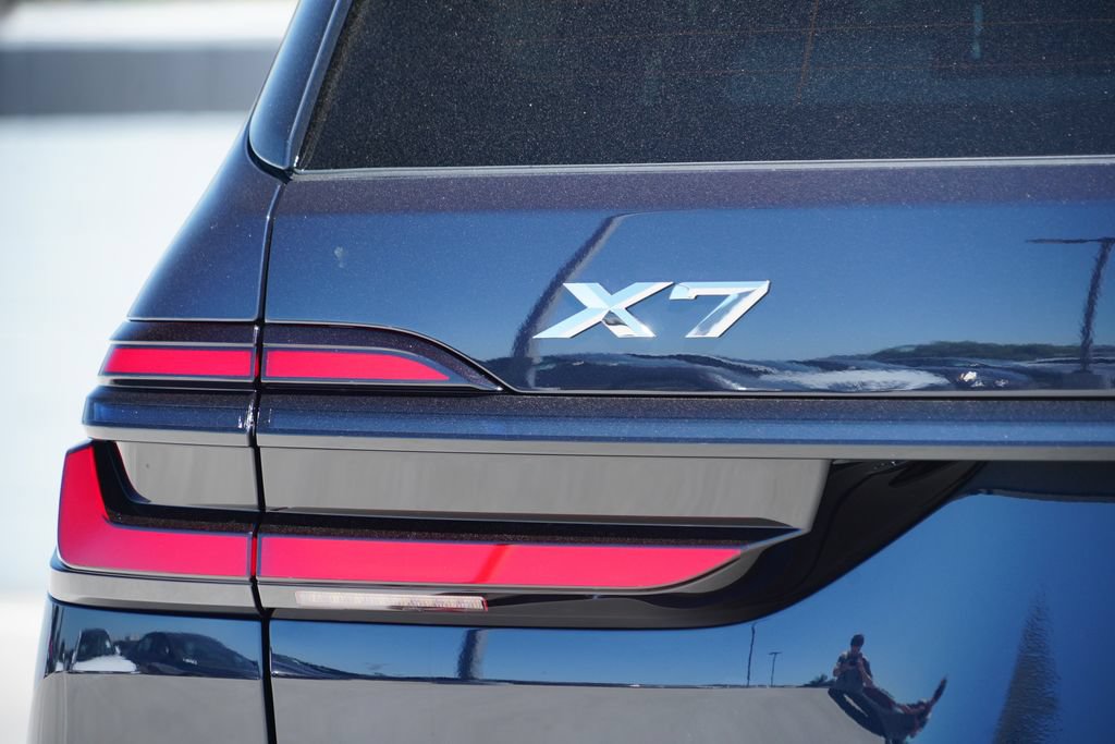 New 2027 BMW X7 xDrive40i AWD/4WD image 9