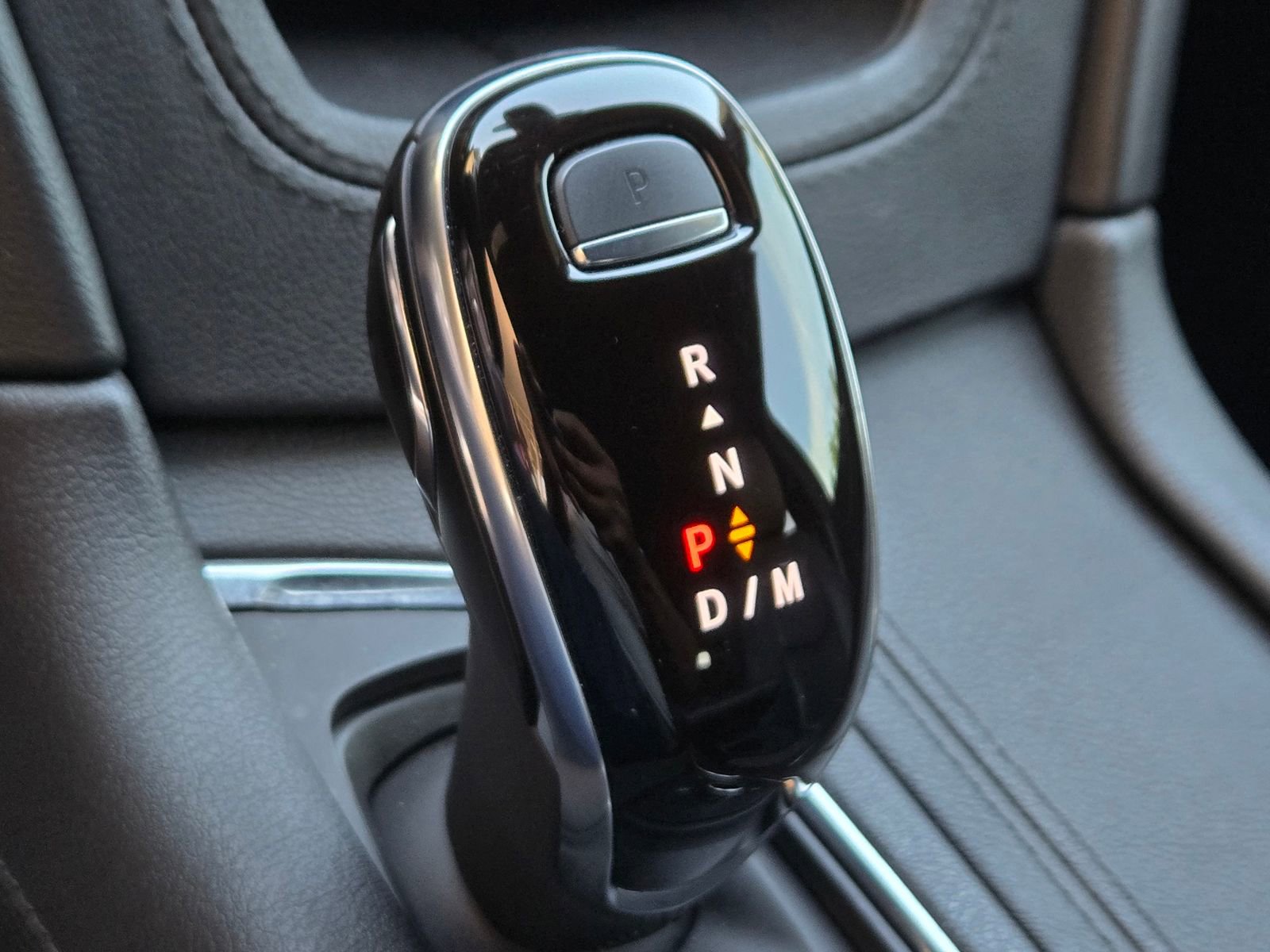 Used 2020 Cadillac XT5 Luxury FWD image 18
