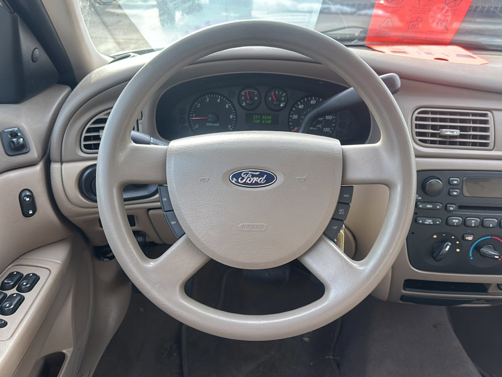 Used 2004 Ford Taurus SES image 2