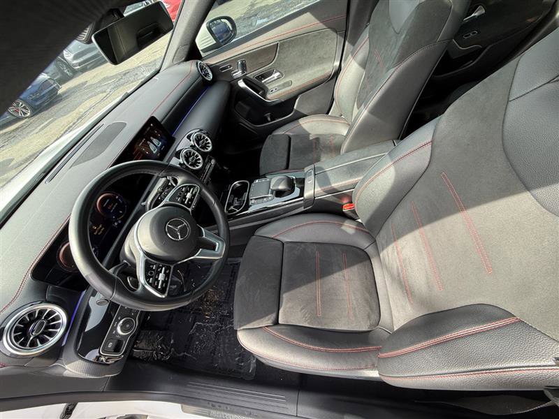 Used 2023 Mercedes-Benz CLA 250 4MATIC image 12