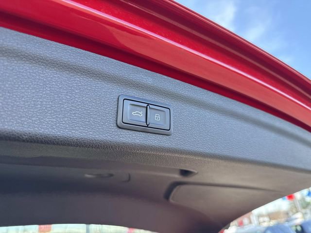 Used 2023 Audi Q3 2.0T Premium image 9