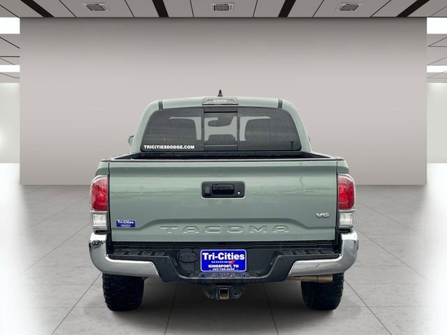 Used 2023 Toyota Tacoma TRD Off-Road AWD/4WD image 4