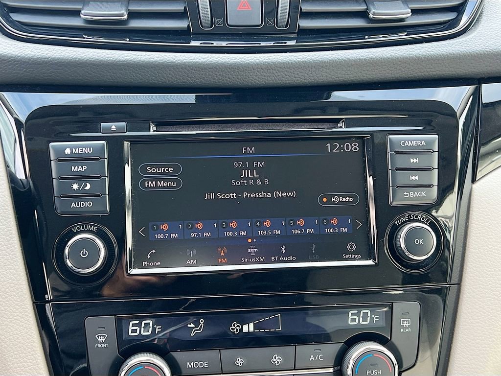 Used 2022 Nissan Rogue Sport SL image 11