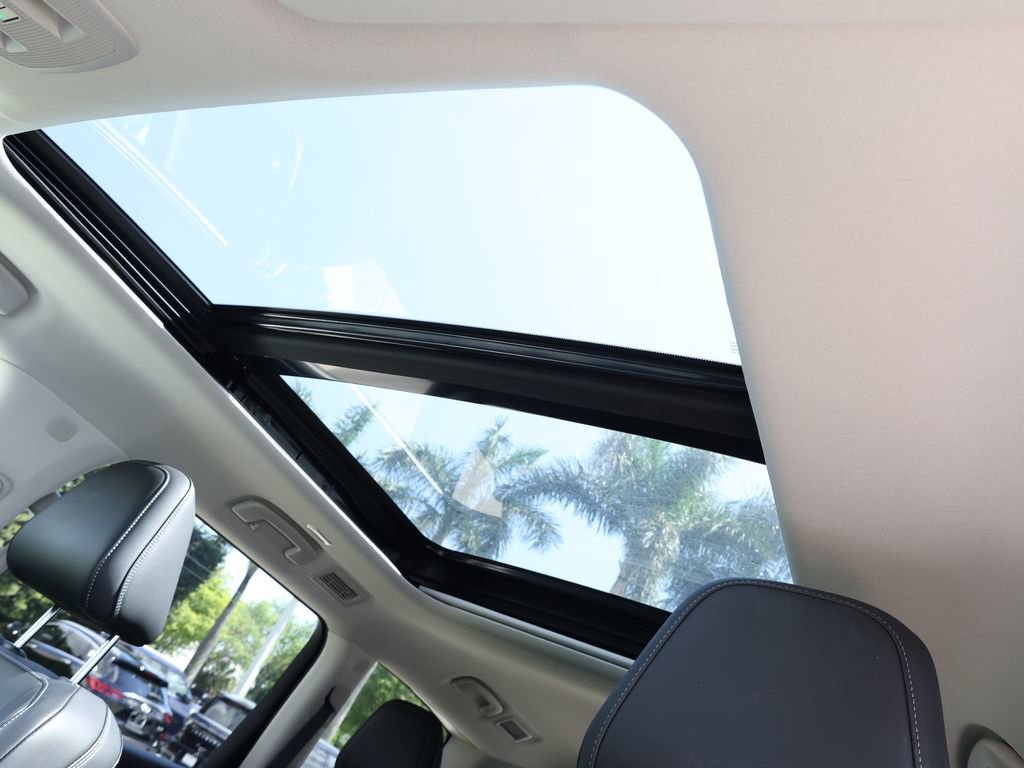 Certified 2025 INFINITI QX80 Pure image 19