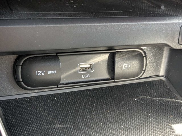 Used 2020 Kia Soul GT-Line Turbo FWD image 22