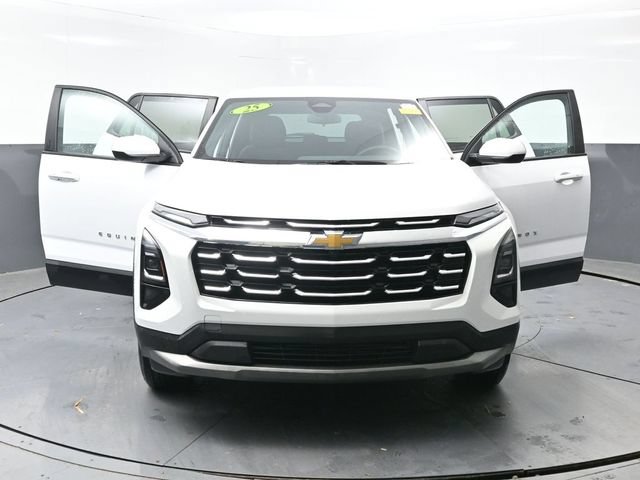 Used 2025 Chevrolet Equinox LT AWD/4WD image 56