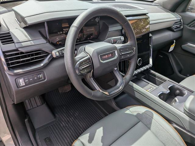 New 2026 GMC Acadia AT4 w/ Luxury Package AWD/4WD video 3