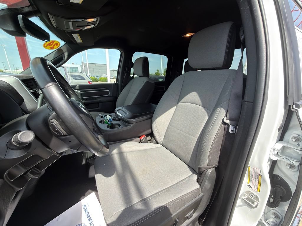 Used 2024 RAM 3500 Big Horn AWD/4WD image 12