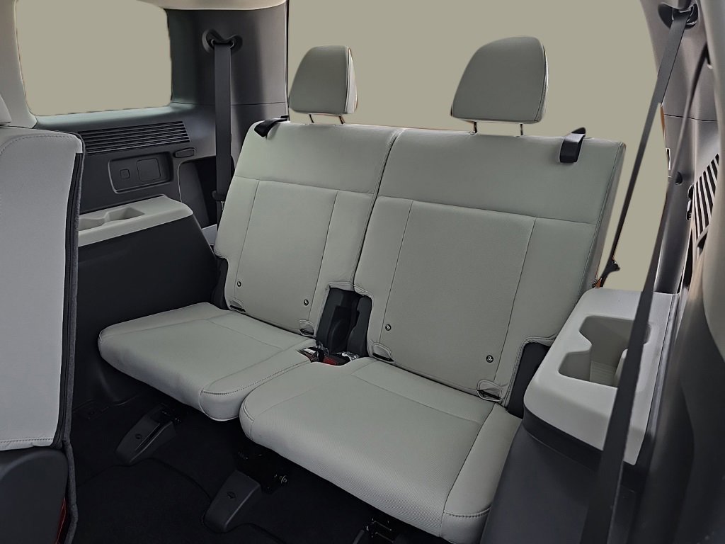 New 2026 Hyundai Santa Fe SE image 14