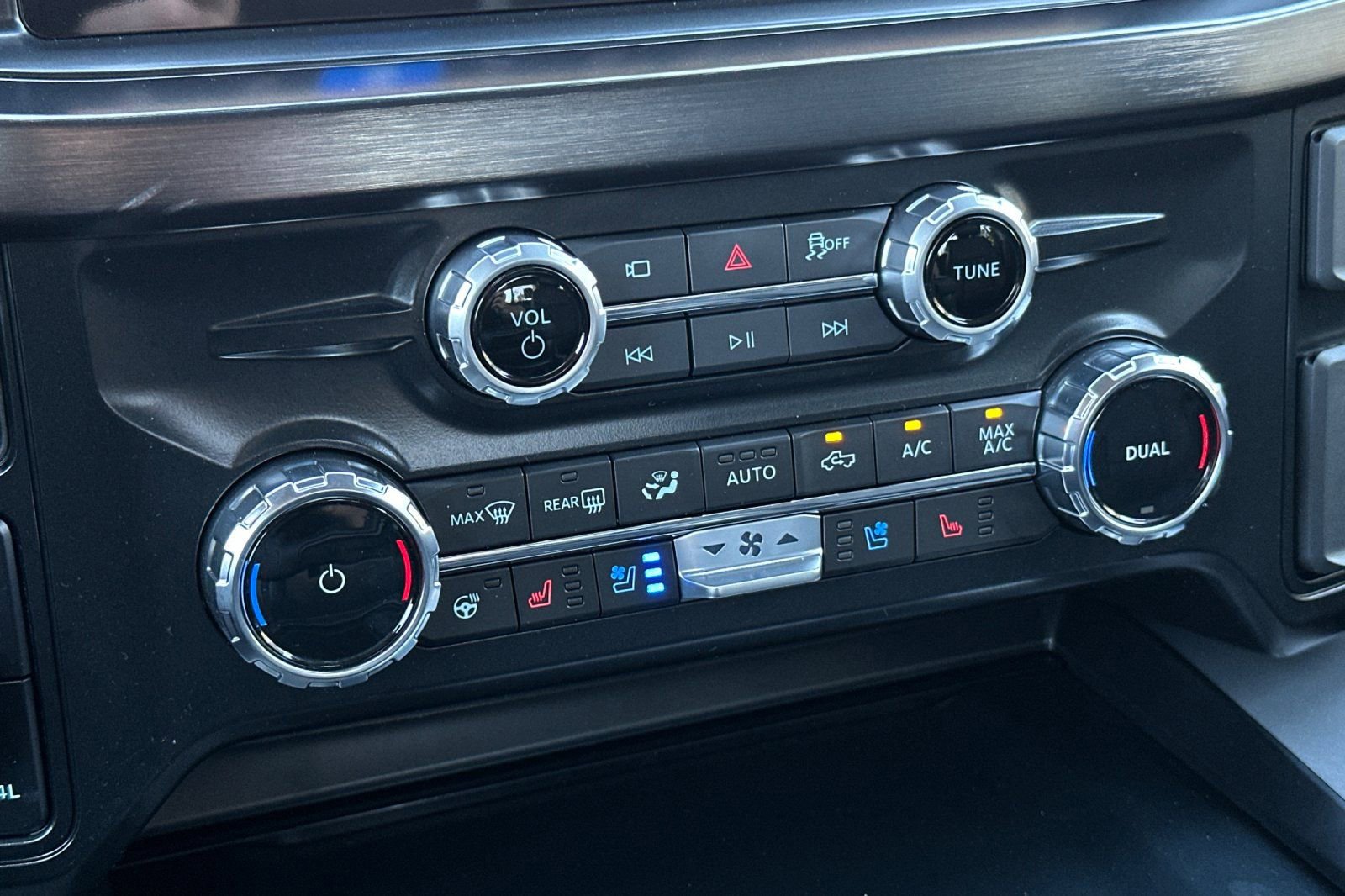 New 2026 Ford F250 Lariat w/ Lariat Premium Package image 19