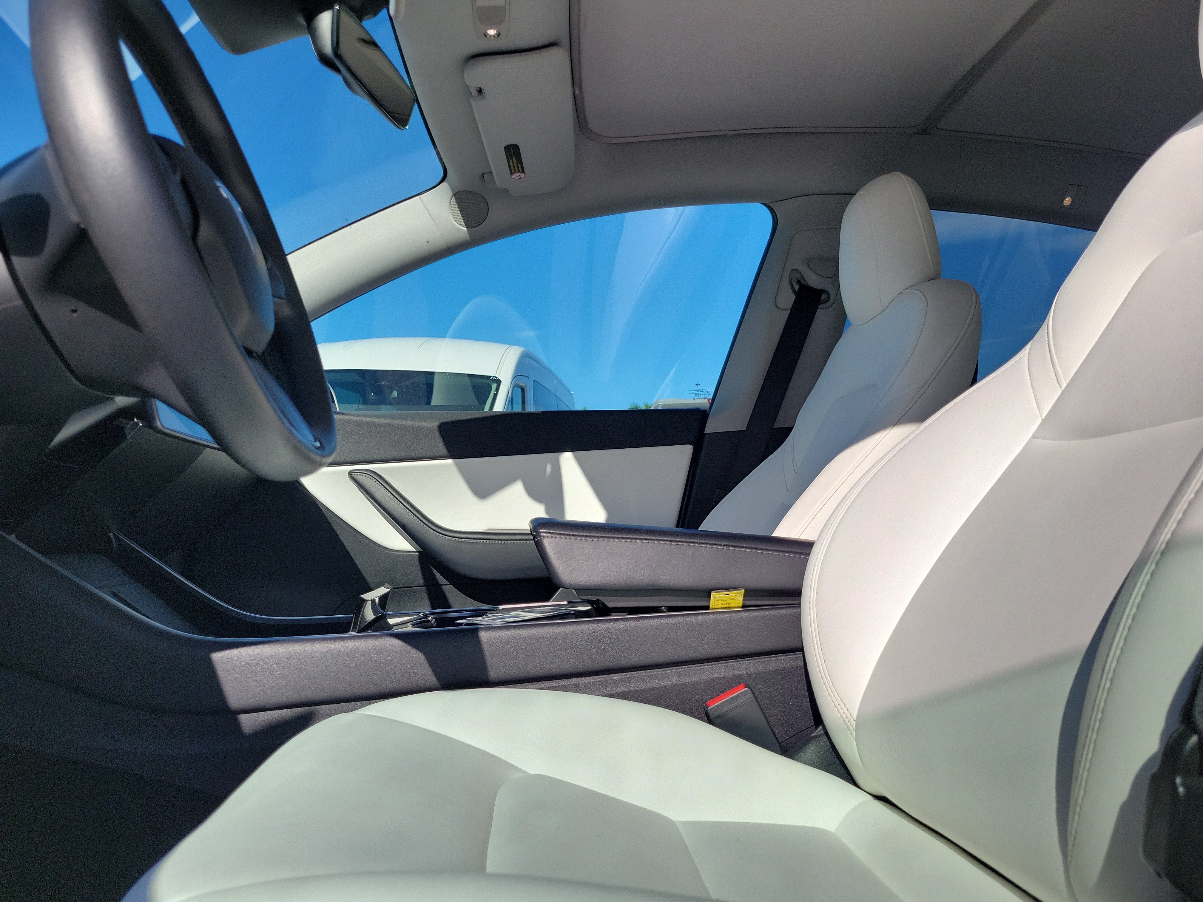 Used 2021 Tesla Model Y Long Range AWD/4WD image 9