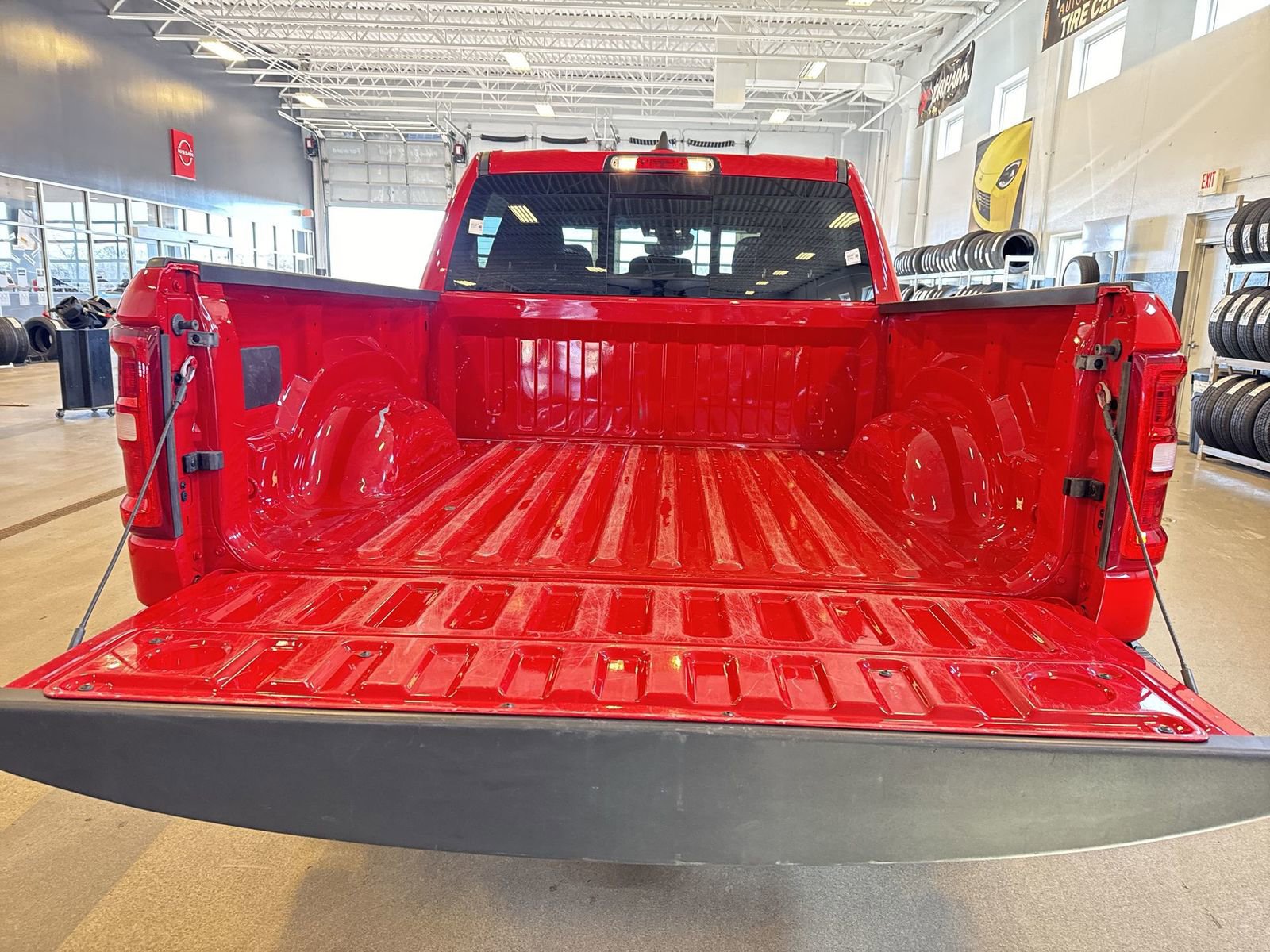 Used 2025 RAM 1500 Big Horn image 33