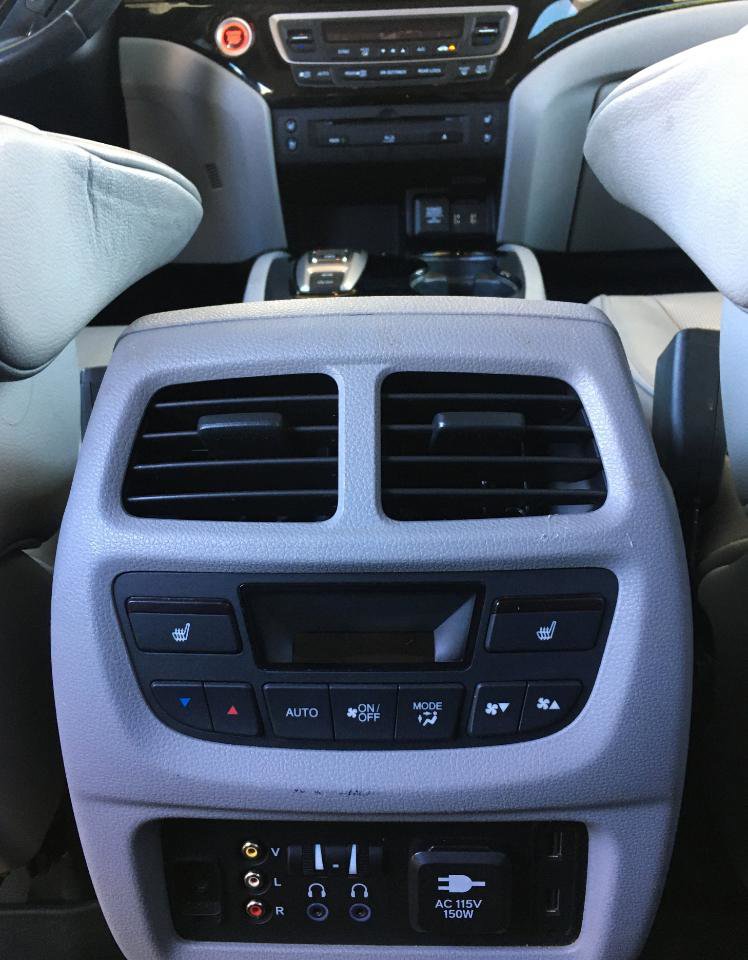 Used 2017 Honda Pilot Elite image 27