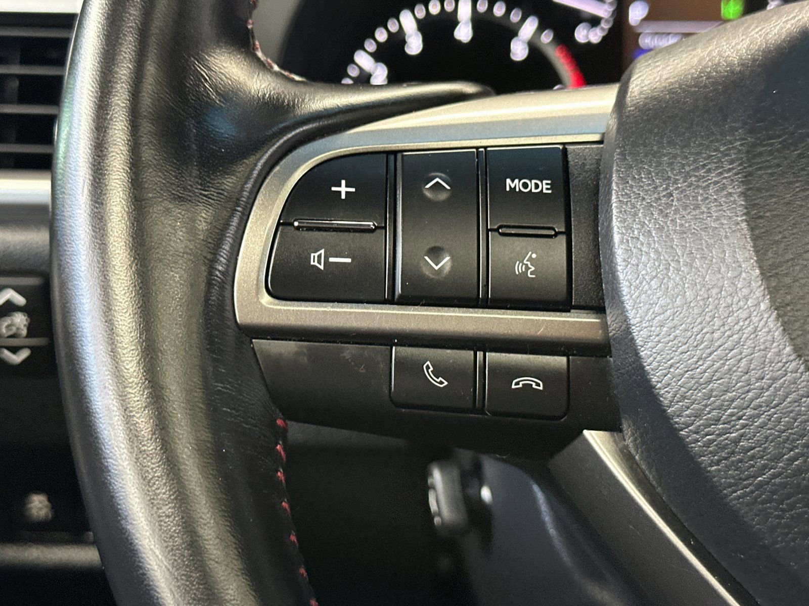 Used 2022 Lexus GX 460 Premium w/ Premium Package AWD/4WD image 28