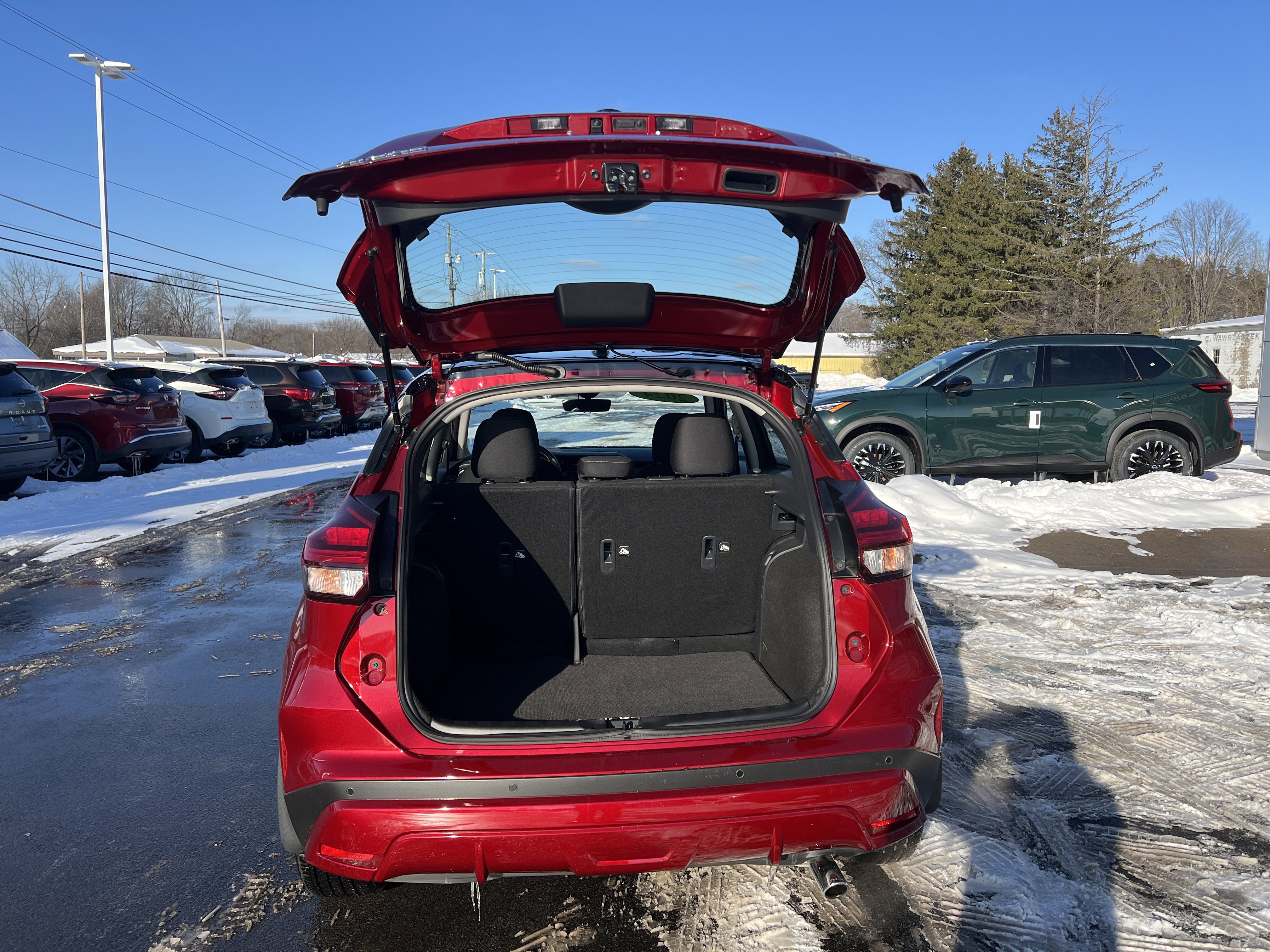 Certified 2024 Nissan Kicks SV w/ Interior Electronics Package image 8