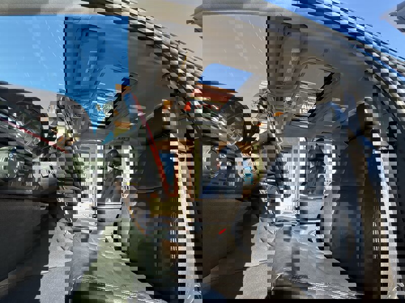 Used 2009 Cadillac Escalade ESV AWD image 16