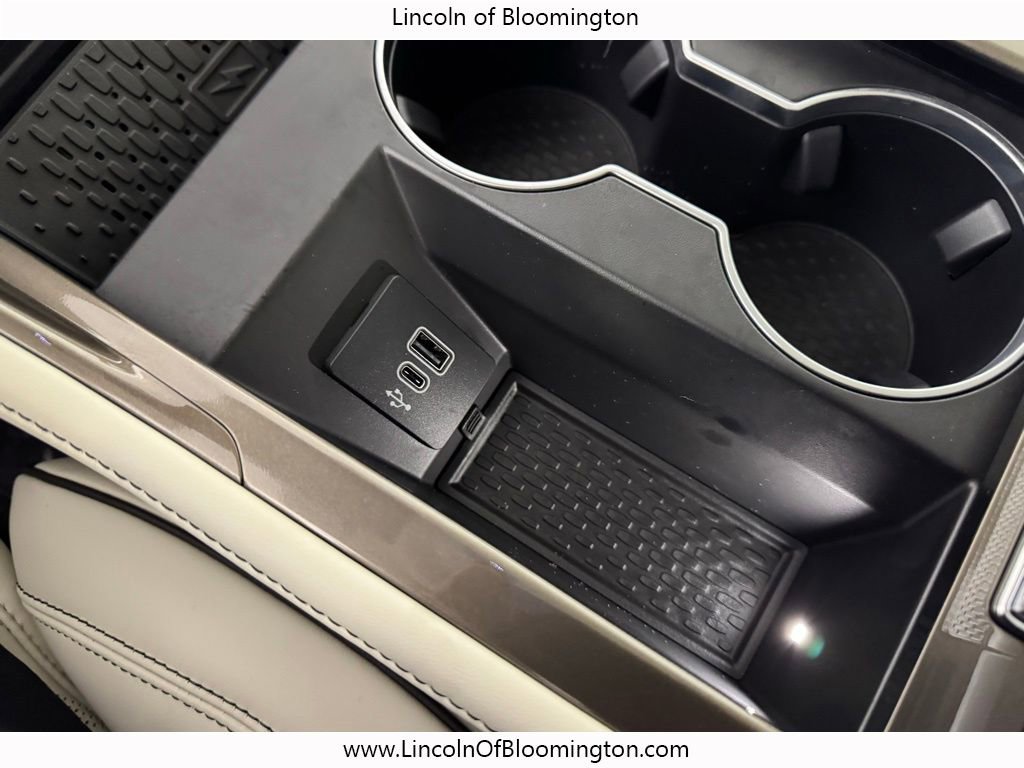 New 2026 Lincoln Nautilus Black Label w/ Jet Appearance Package image 48