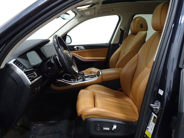Used 2021 BMW X7 xDrive40i w/ Cold Weather Package image 13