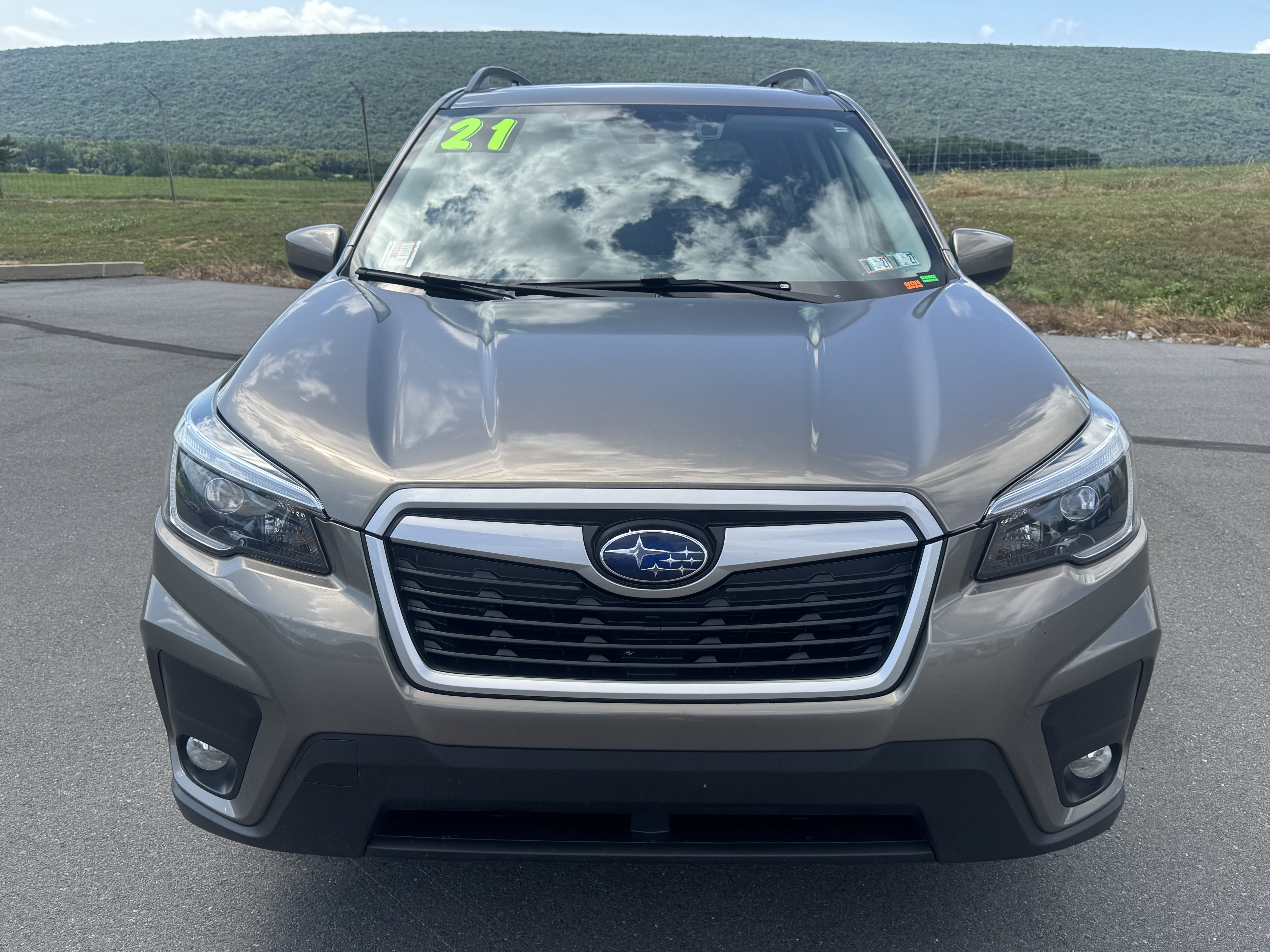 Used 2021 Subaru Forester Premium w/ Popular Package #1 AWD/4WD image 9