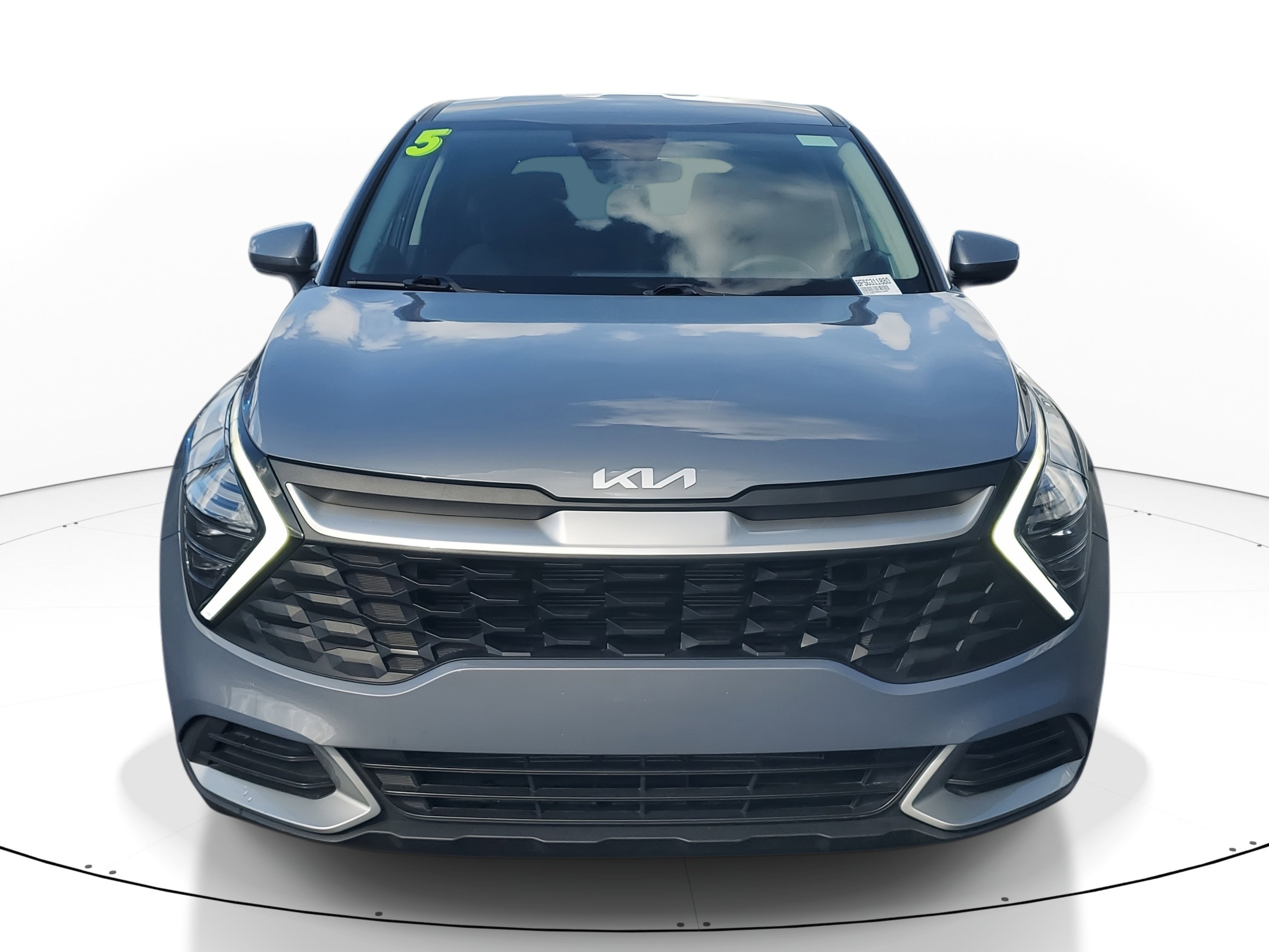 Used 2025 Kia Sportage LX FWD image 2