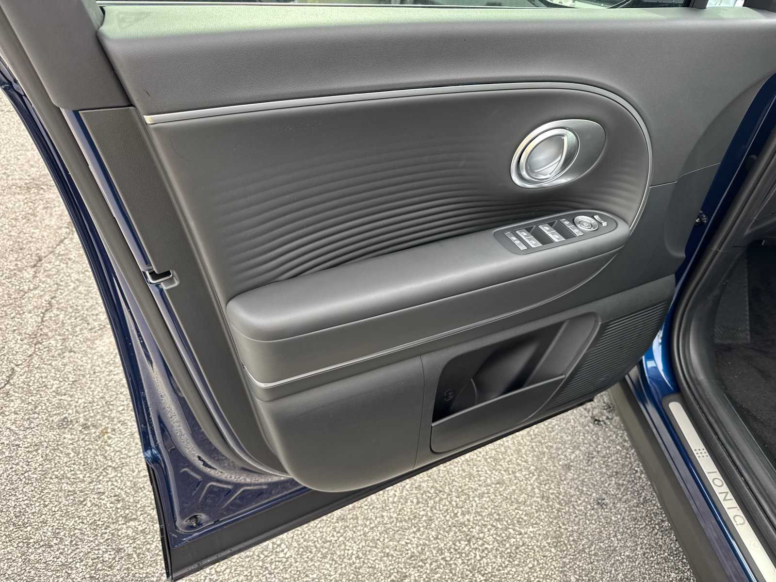 New 2026 Hyundai Ioniq 9 SEL image 10