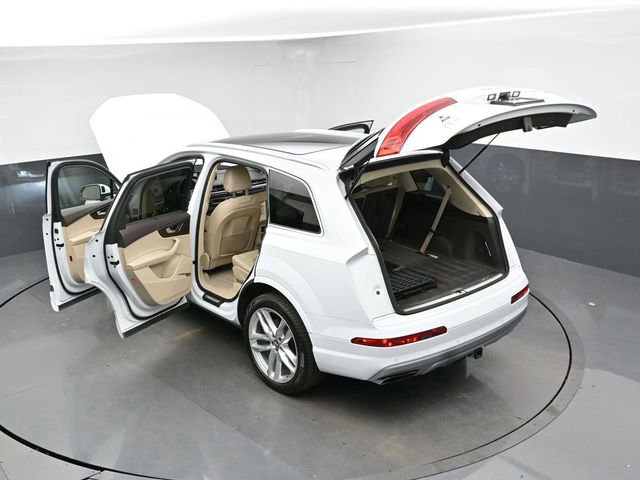 Used 2018 Audi Q7 3.0T Prestige w/ Prestige Package image 46