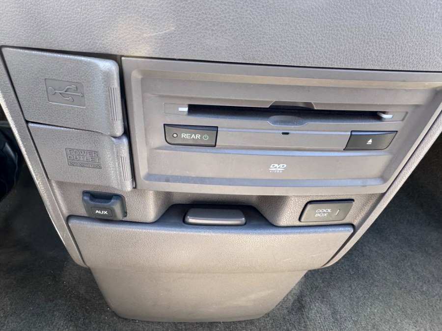 Used 2016 Honda Odyssey Touring Elite image 27
