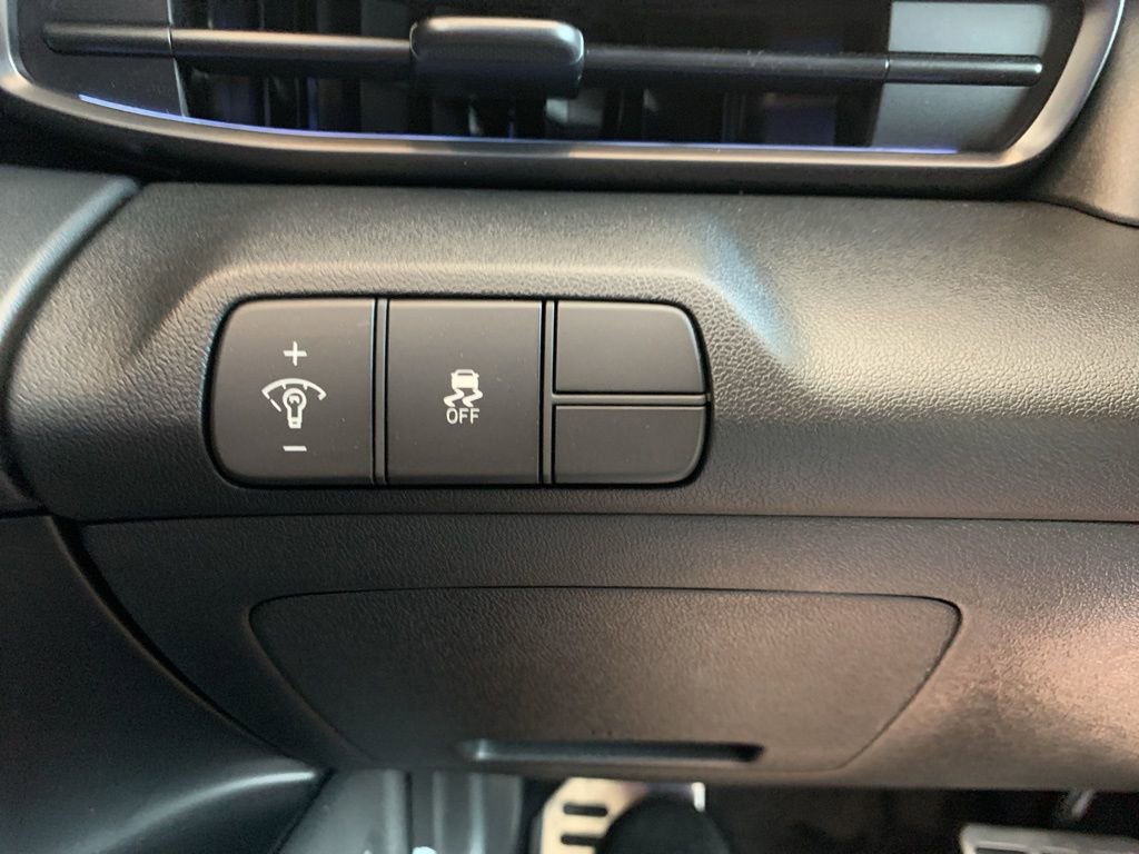 New 2025 Hyundai Elantra N image 7