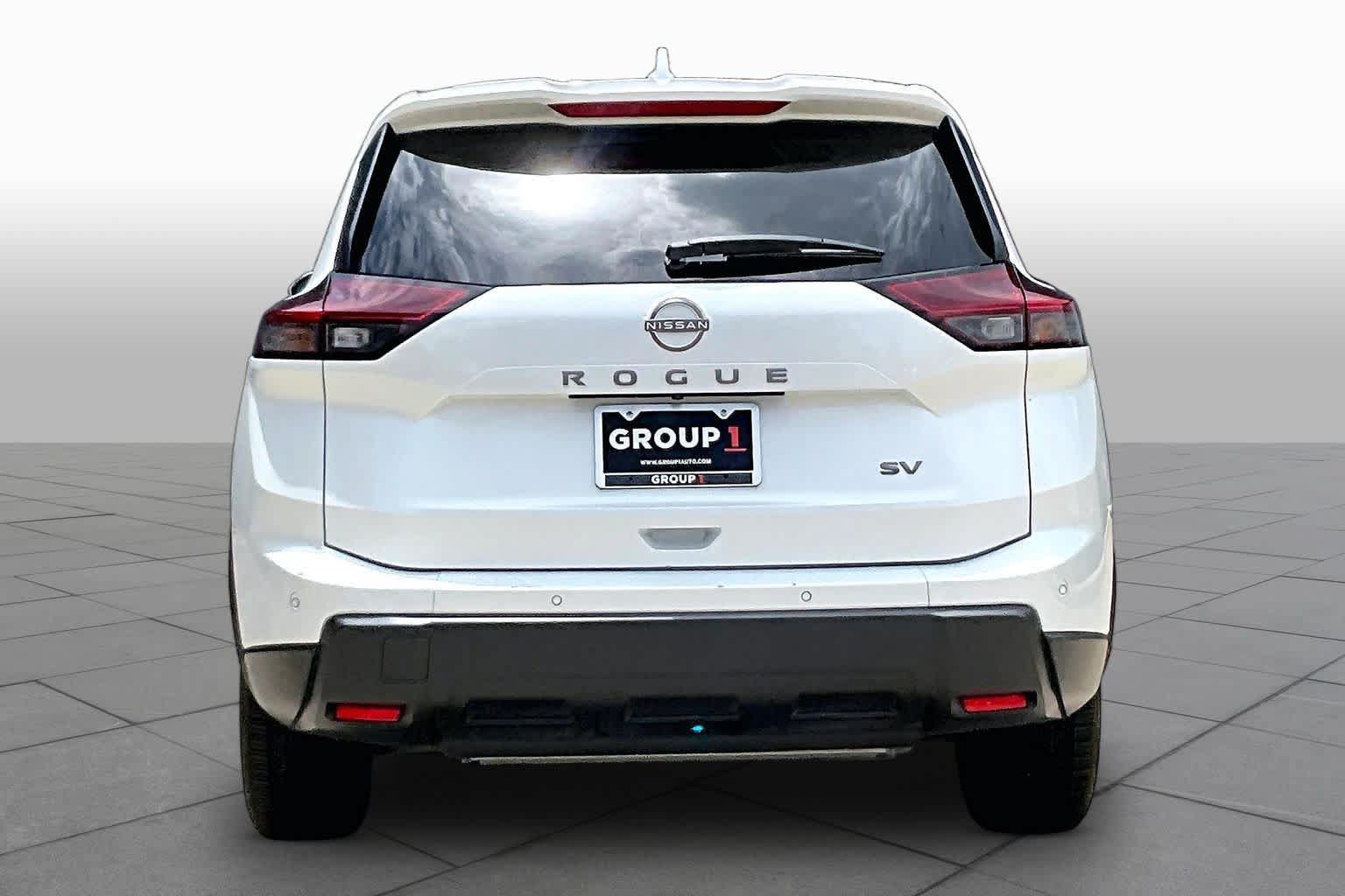 Certified 2024 Nissan Rogue SV FWD image 5