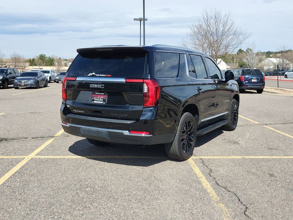 Used 2025 GMC Yukon Elevation w/ LPO, Yukon Black Package image 4